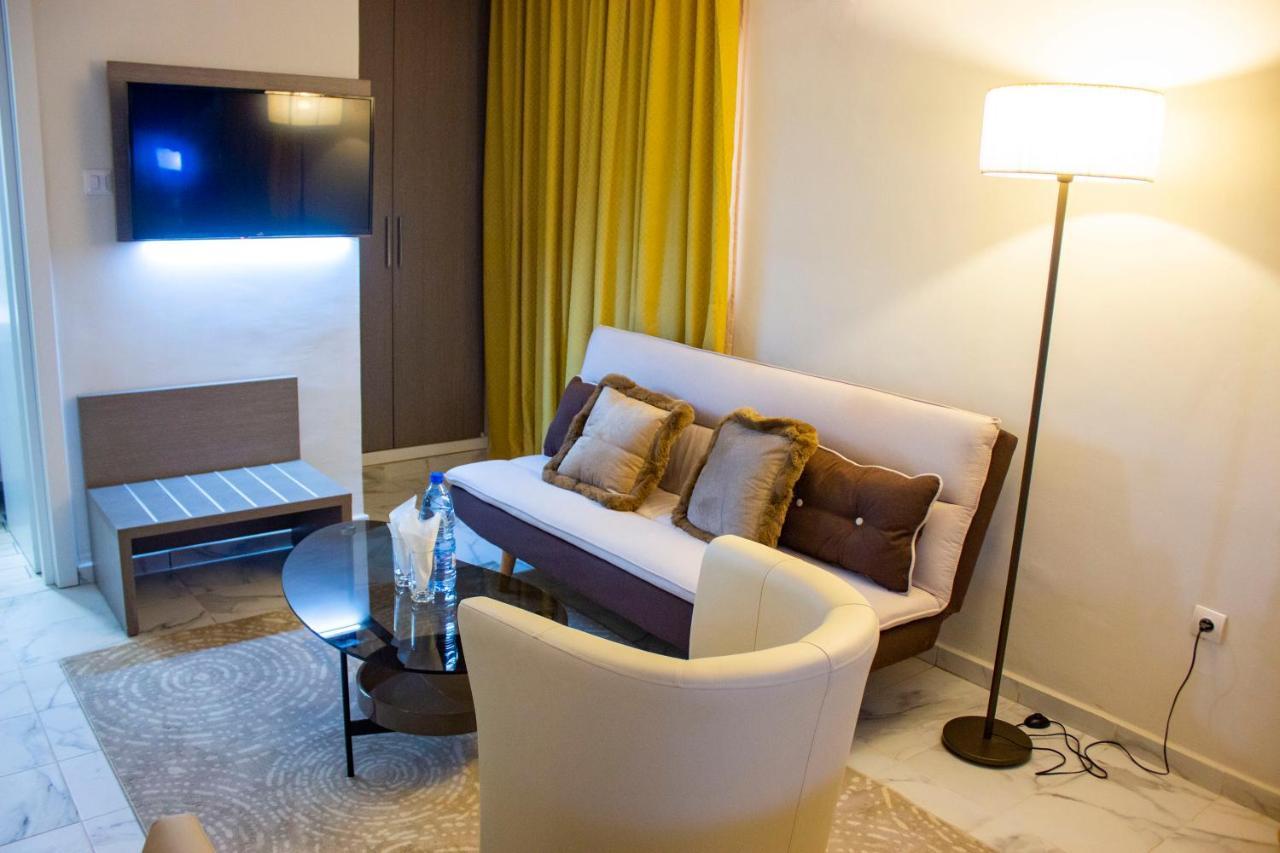 Merina Hotel Yaoundé Zewnętrze zdjęcie