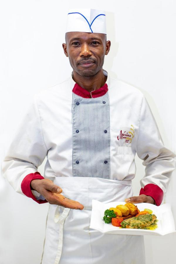 Merina Hotel Yaoundé Zewnętrze zdjęcie