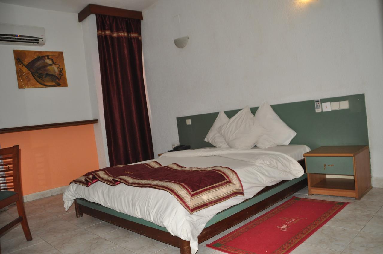 Merina Hotel Yaoundé Zewnętrze zdjęcie