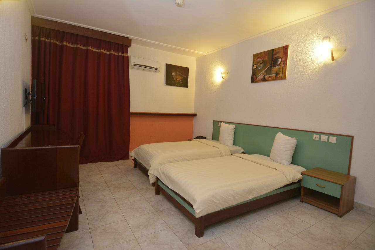Merina Hotel Yaoundé Zewnętrze zdjęcie