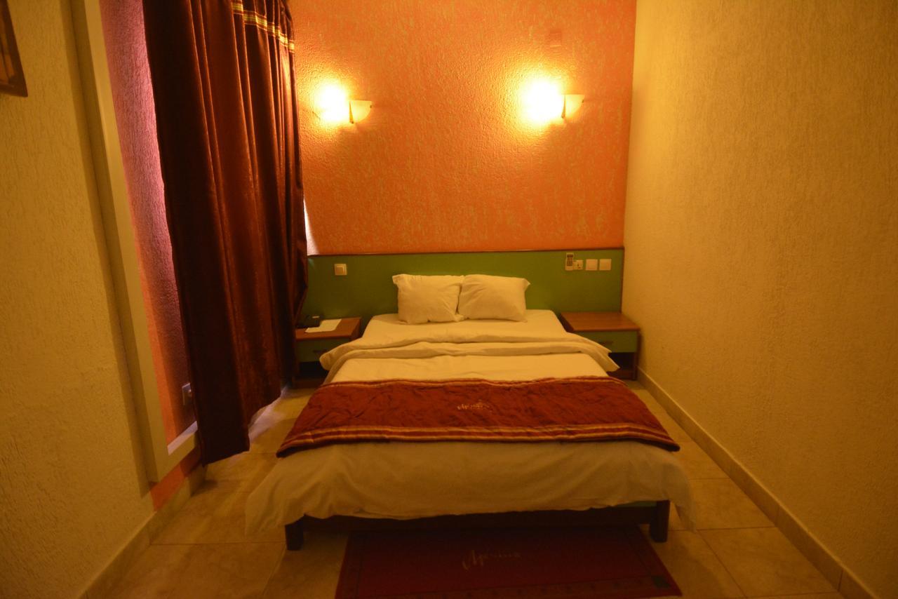 Merina Hotel Yaoundé Zewnętrze zdjęcie